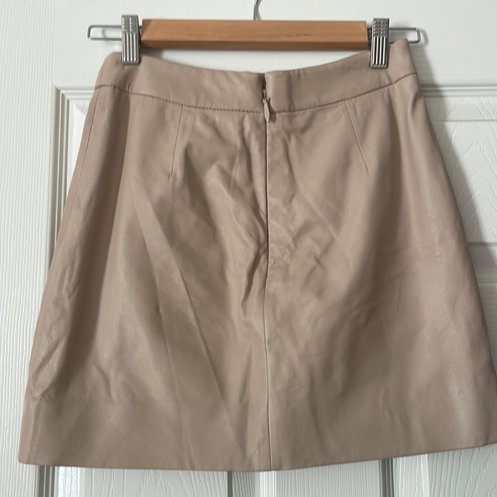 TopShop Leather Nude Skirt - Picture 6 of 6